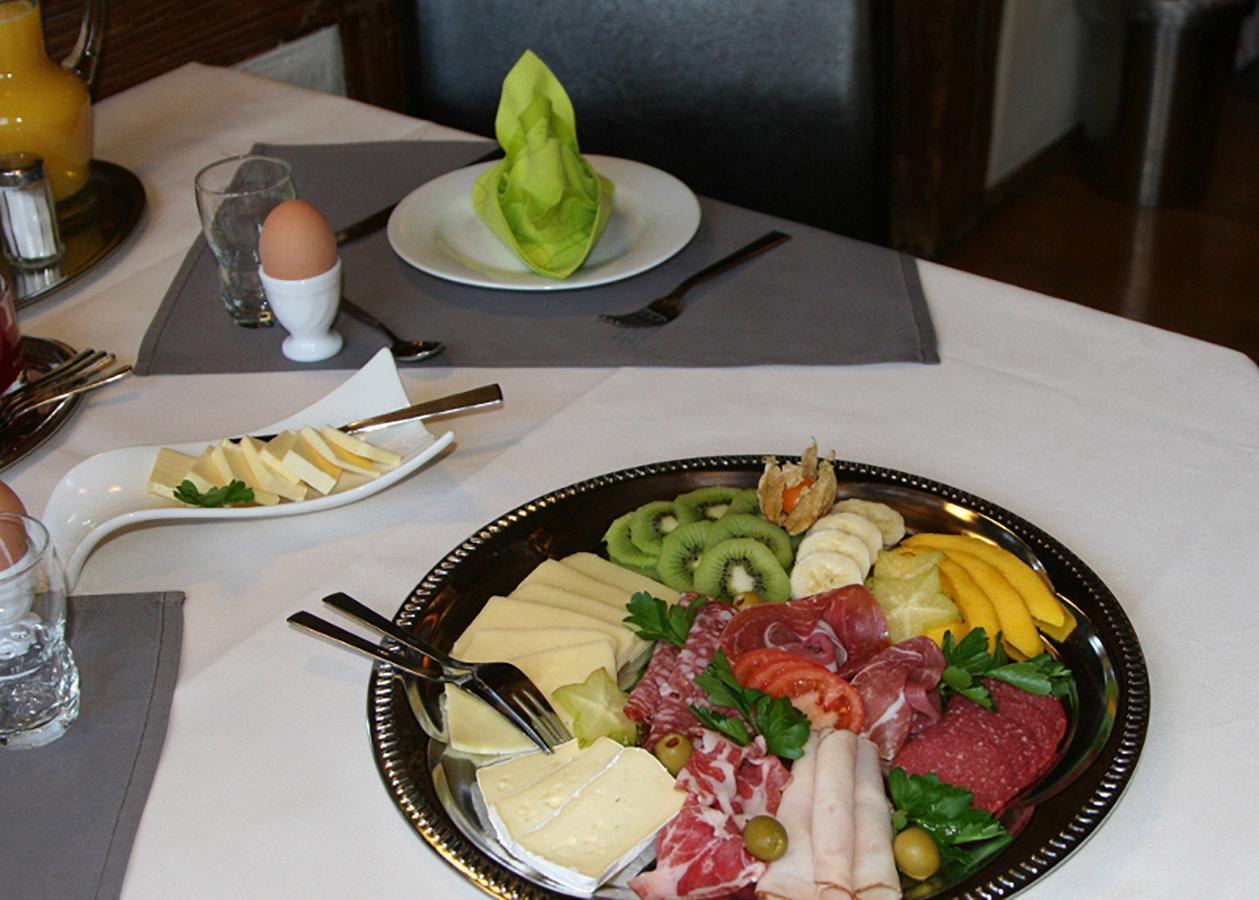 Hotel Garni Frohsinn Uttwil Dış mekan fotoğraf