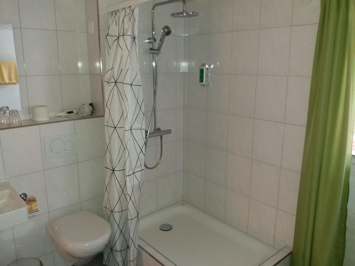 Hotel Garni Frohsinn Uttwil Dış mekan fotoğraf